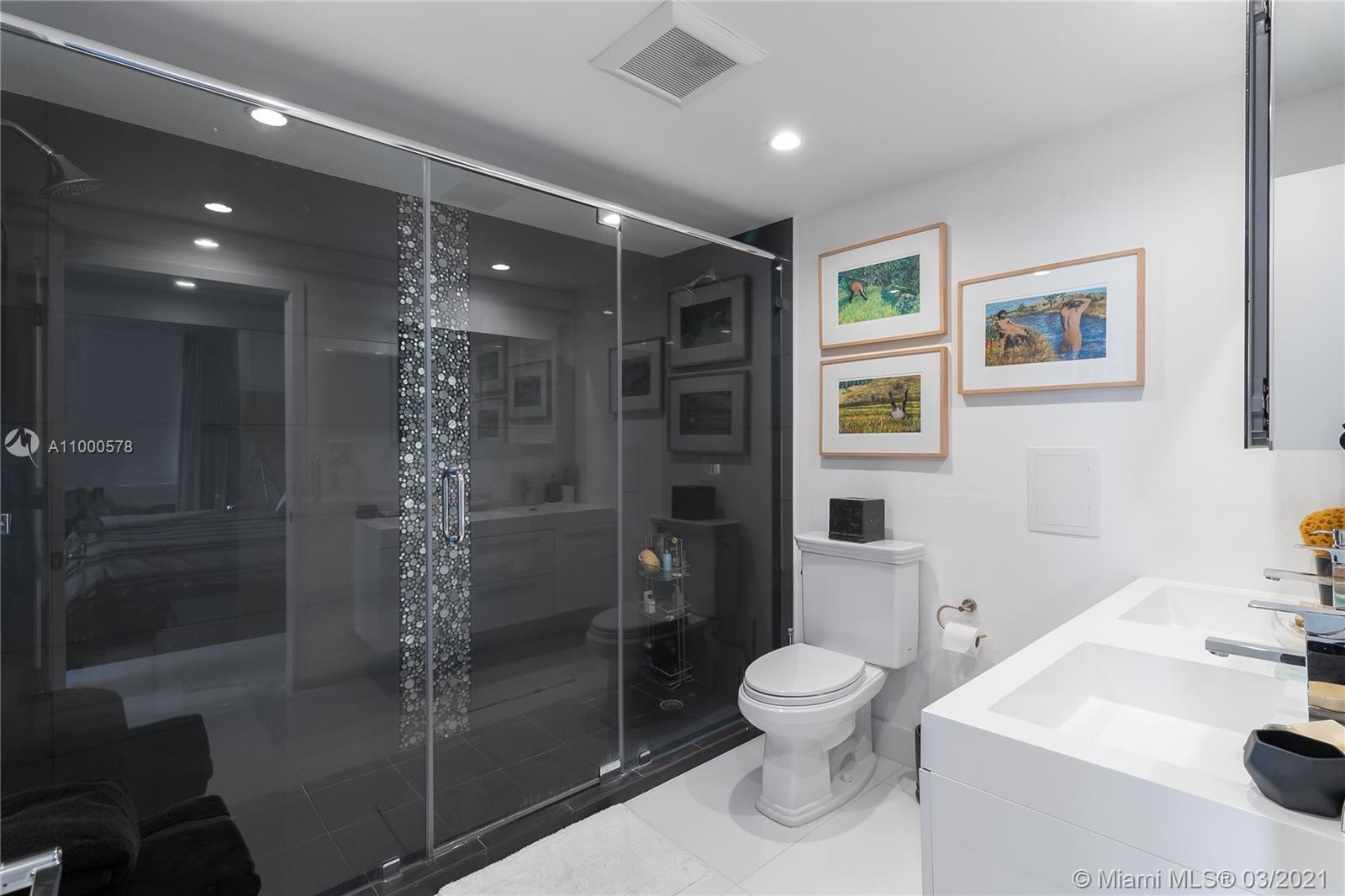 Mid Beach Miami Beach, FL 33139 - Photo 8 of 25