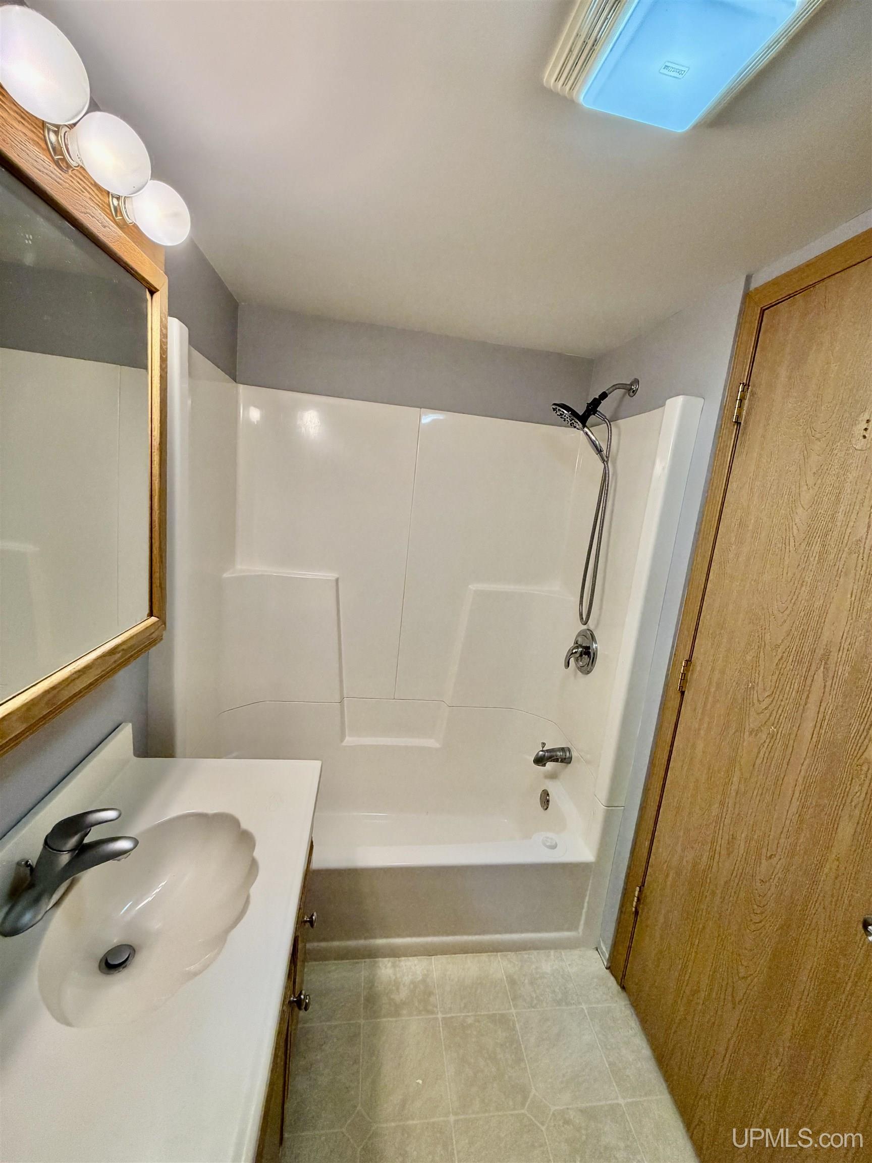 135 Cliff Street Ishpeming, MI 49849 - Photo 15 of 50