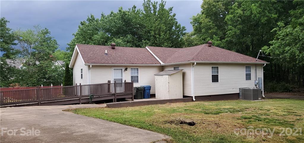 852 Matthews School Road Matthews, NC 28105 - Photo 19 of 23 Gallery Image 19
