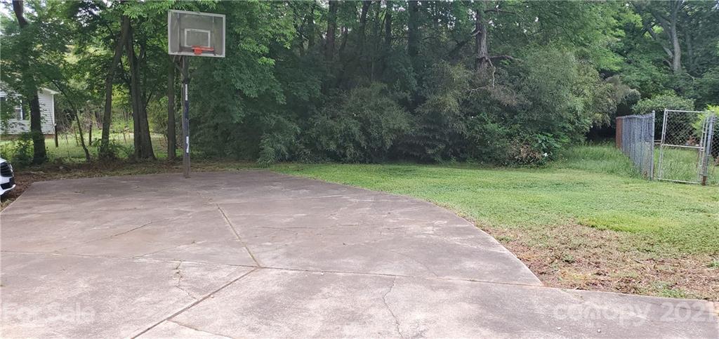 852 Matthews School Road Matthews, NC 28105 - Photo 21 of 23 Gallery Image 21
