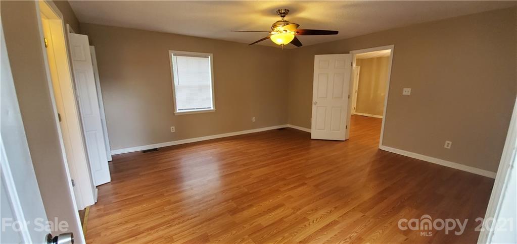 852 Matthews School Road Matthews, NC 28105 - Photo 6 of 23 Gallery Image 6