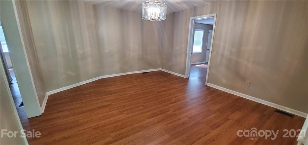 852 Matthews School Road Matthews, NC 28105 - Photo 7 of 23 Gallery Image 7