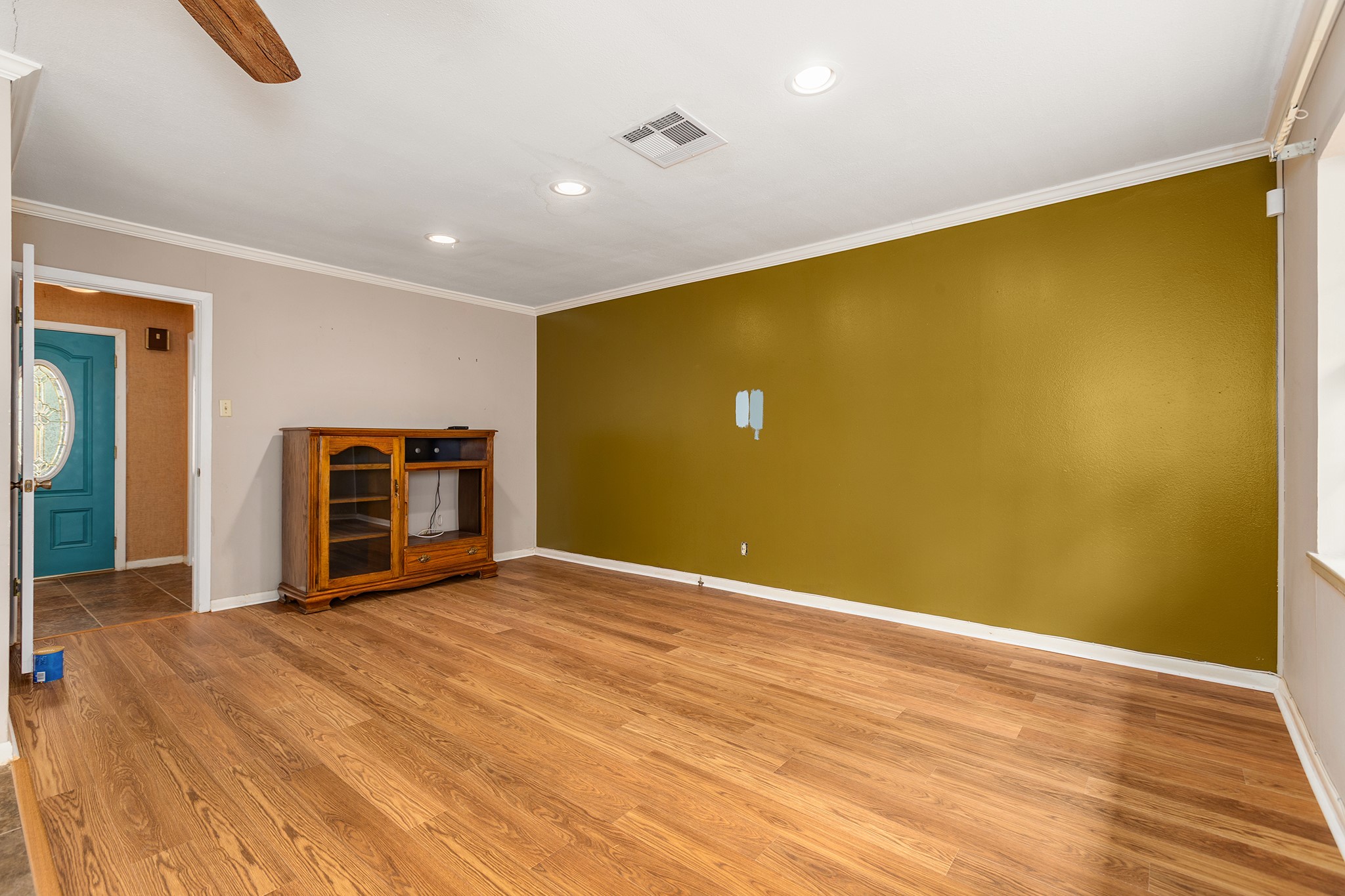 536 Wallisville Road Liberty, TX 77575 - Photo 8 of 44 Gallery Image 8