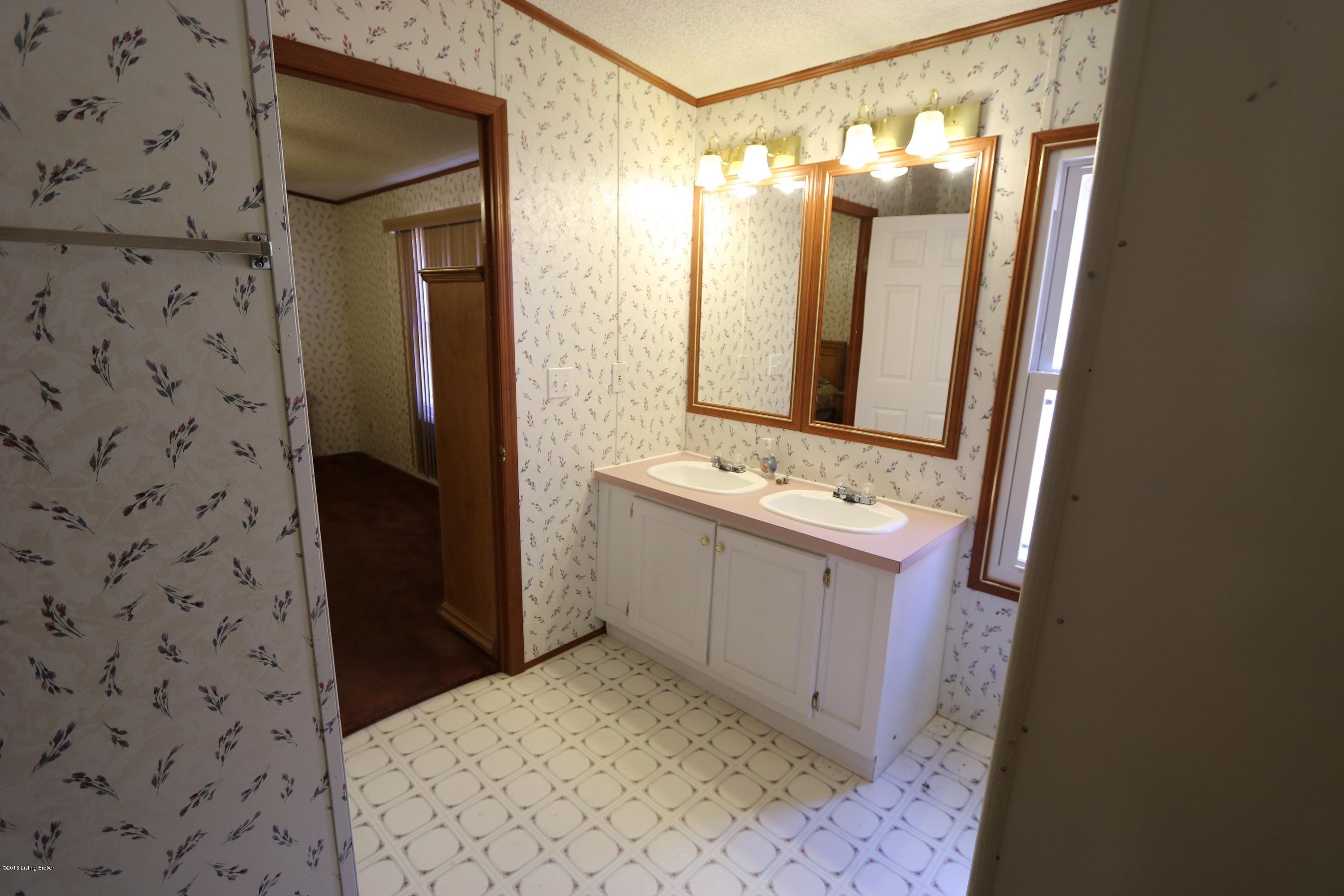 114 Oakridge Road Bee Spring, KY 42207 - Photo 33 of 48 Reynolds Rd20