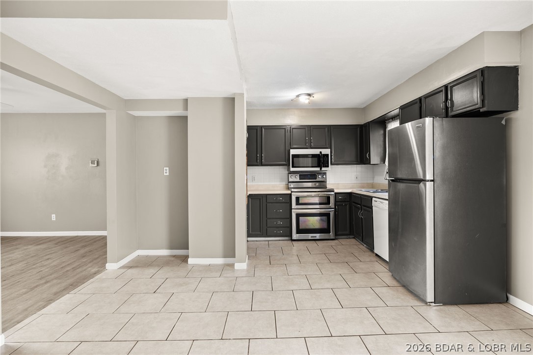 824 El Tampa Road Camdenton, MO 65020 - Photo 6 of 34