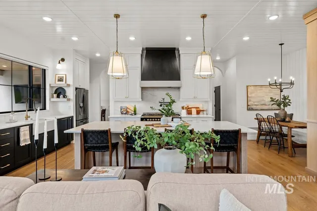 $2,549,999 | 7720 West Lookout Vw Street, Meridian, ID 83646