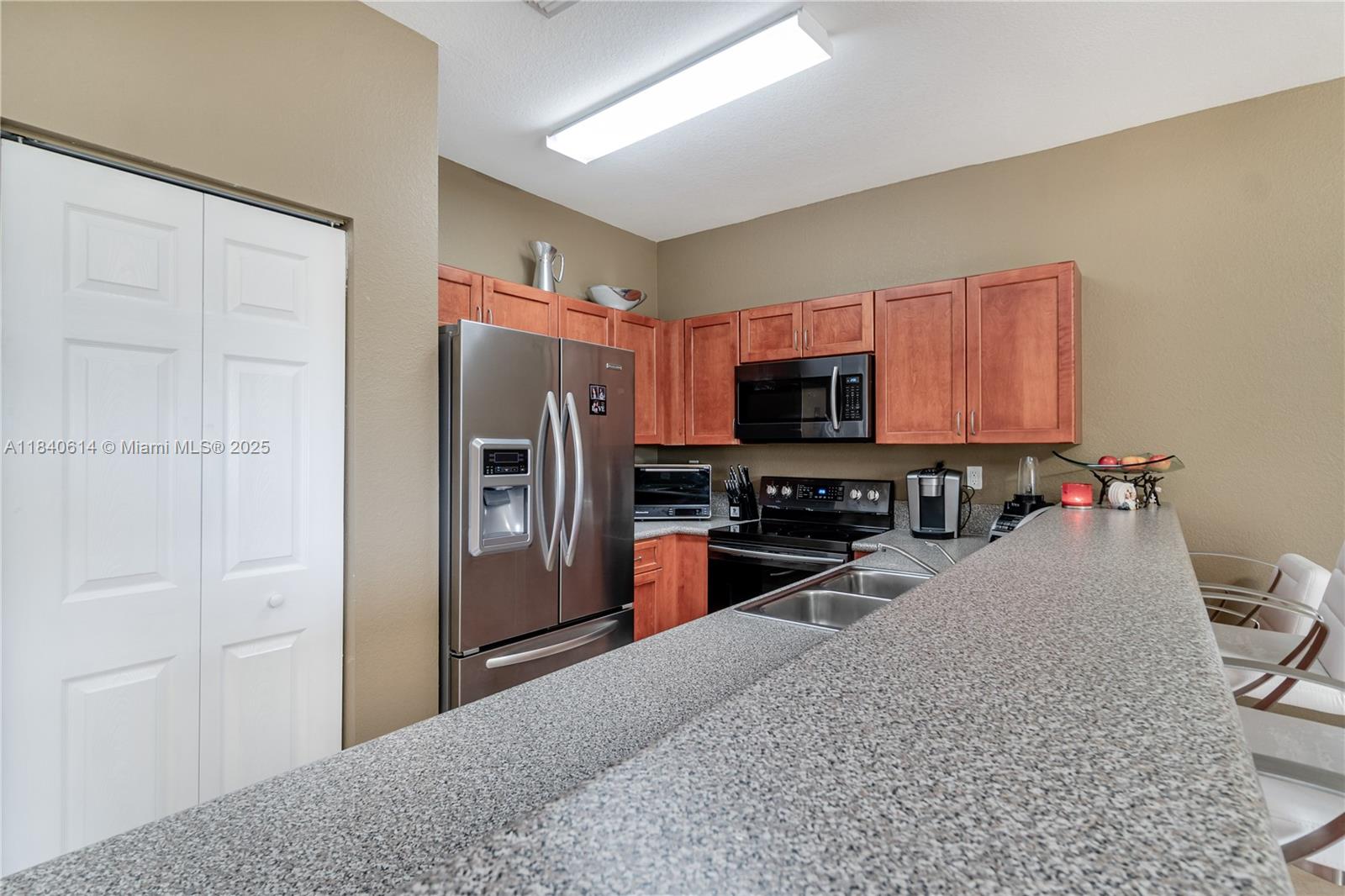 14053 Southwest 49th Street, Unit 7 Miramar, FL 33027 - Photo 12 of 43