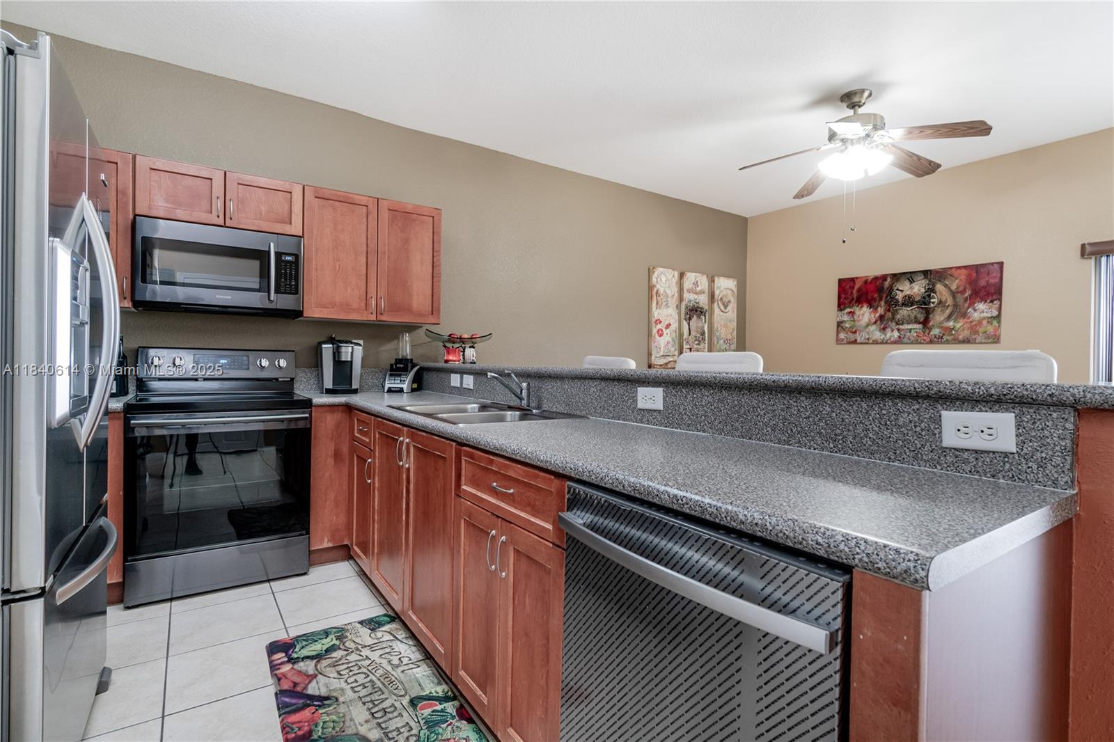 14053 Southwest 49th Street, Unit 7 Miramar, FL 33027 - Photo 9 of 43