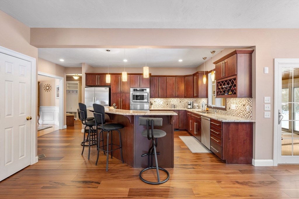 60 Summer Path Way Pembroke, MA 02359 - Photo 14 of 42