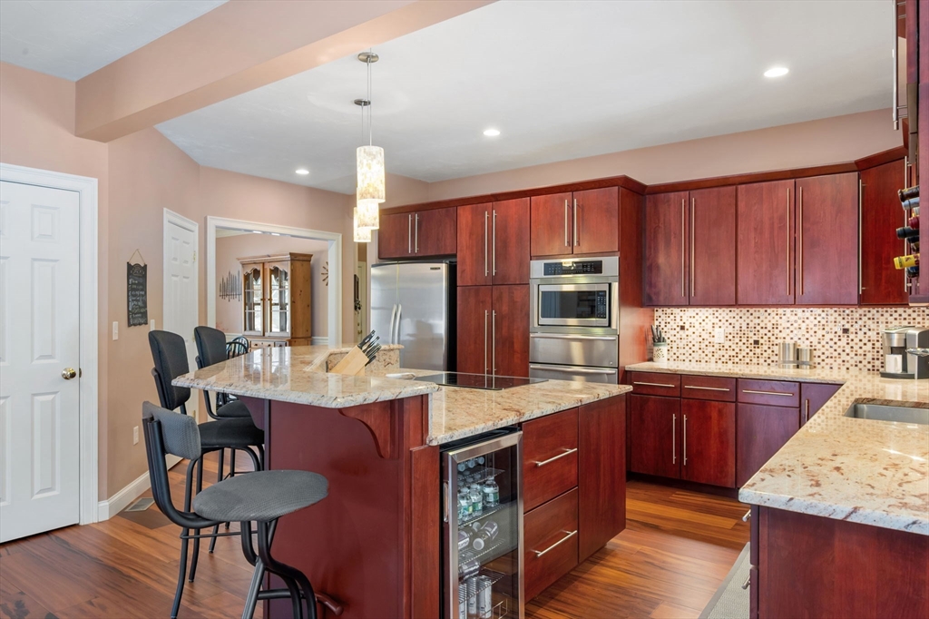 60 Summer Path Way Pembroke, MA 02359 - Photo 15 of 42