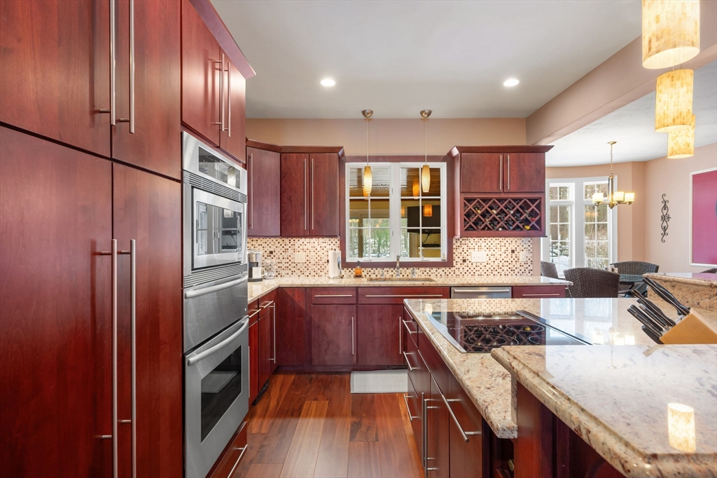 60 Summer Path Way Pembroke, MA 02359 - Photo 17 of 42