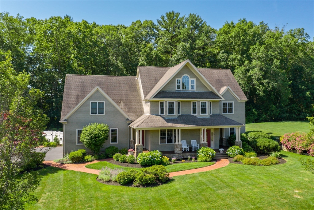 60 Summer Path Way Pembroke, MA 02359 - Photo 2 of 42