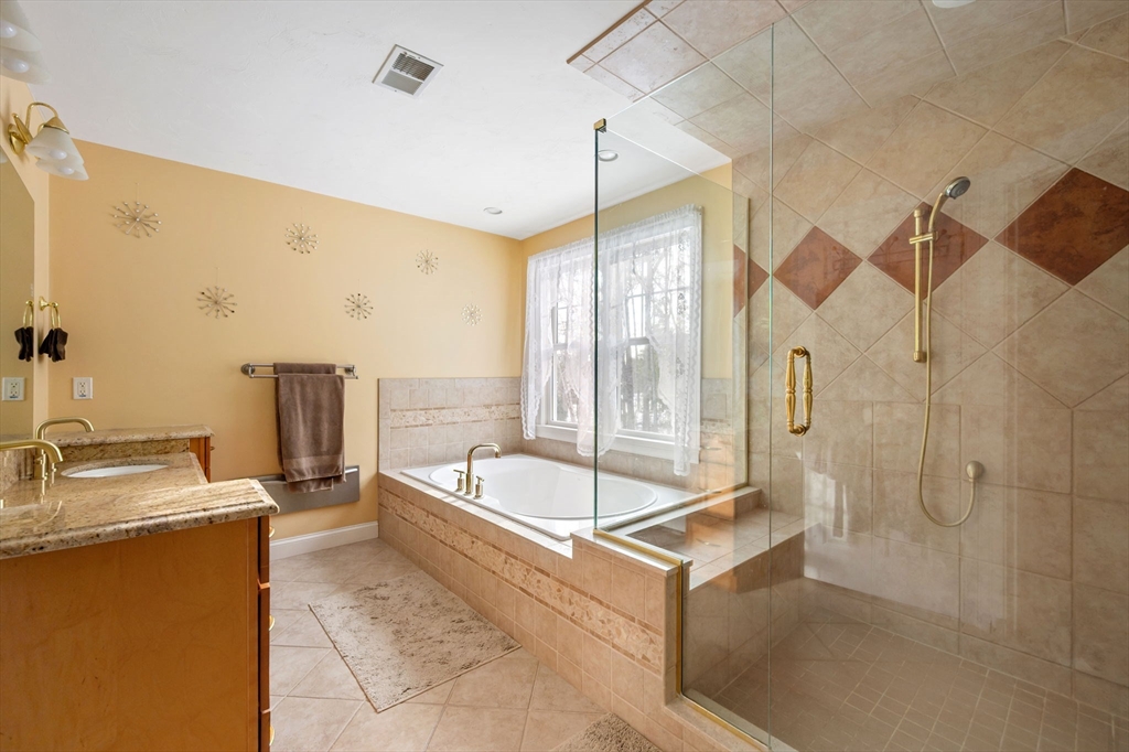 60 Summer Path Way Pembroke, MA 02359 - Photo 31 of 42