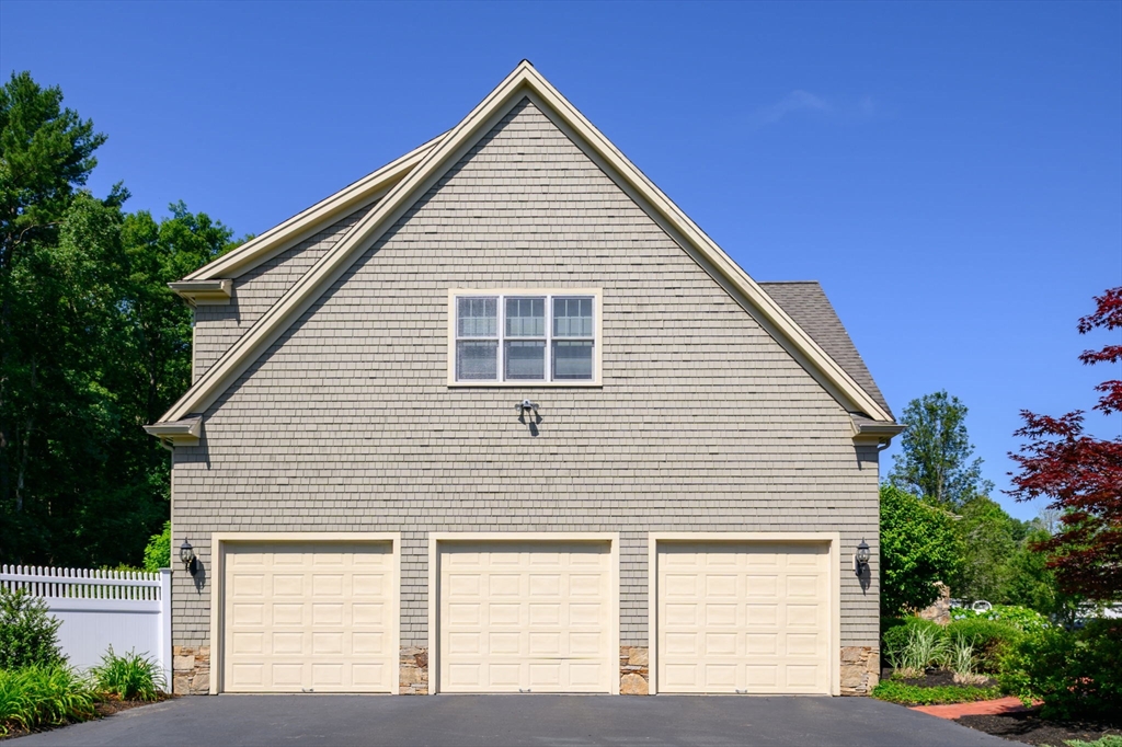 60 Summer Path Way Pembroke, MA 02359 - Photo 40 of 42