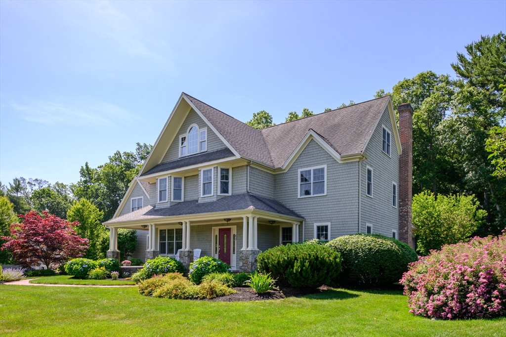 60 Summer Path Way Pembroke, MA 02359 - Photo 5 of 42