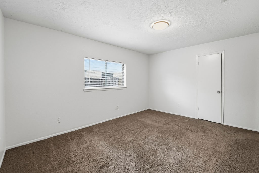 4542 Algernon Drive Spring, TX 77373 - Photo 5 of 19 an empty room with windows