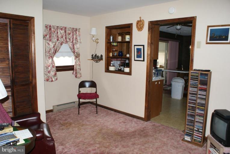 921 Round Top Road Chestertown, MD 21620 - Photo 4 of 5 Family Room