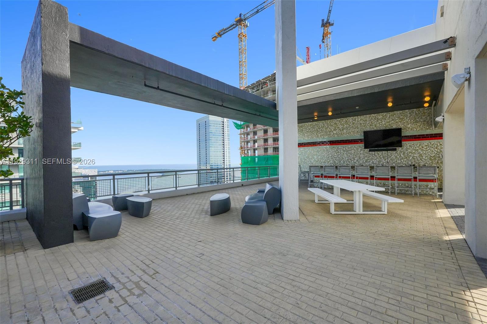 60 Southwest 13th Street, Unit 4607 Miami, FL 33130 - Photo 39 of 39 a view of roof deck with patio