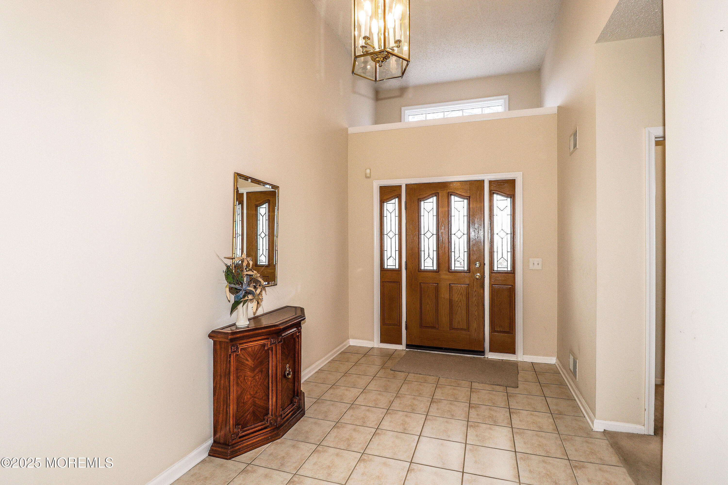 40 Chichester Road Monroe Township, NJ 08831 - Photo 4 of 24 Foyer 2
