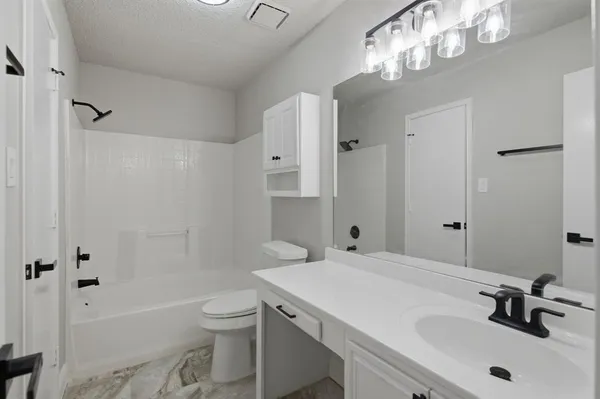 $325,000 | 8105 Spruce Valley Drive, Fort Worth, TX 76137