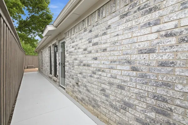 $325,000 | 8105 Spruce Valley Drive, Fort Worth, TX 76137