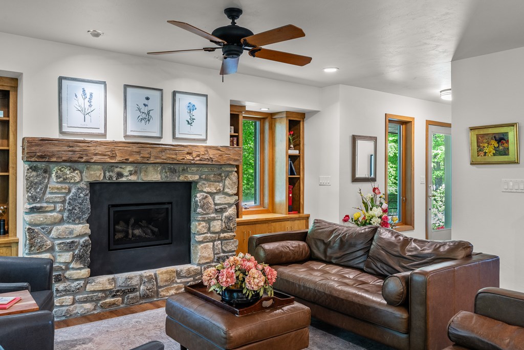 2203 Hill Road Sister Bay, WI 54234 - Photo 19 of 24 Gallery Image 19