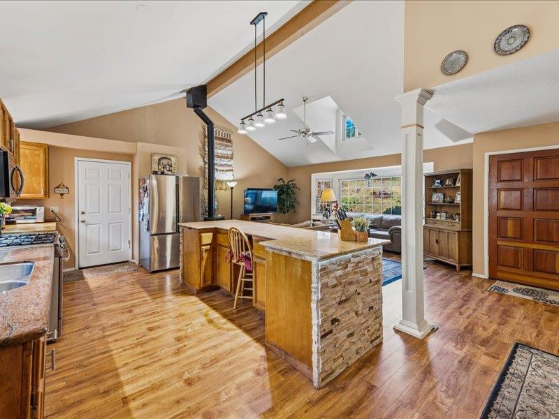 15444 Nancy Way Grass Valley, CA 95949 - Photo 15 of 52