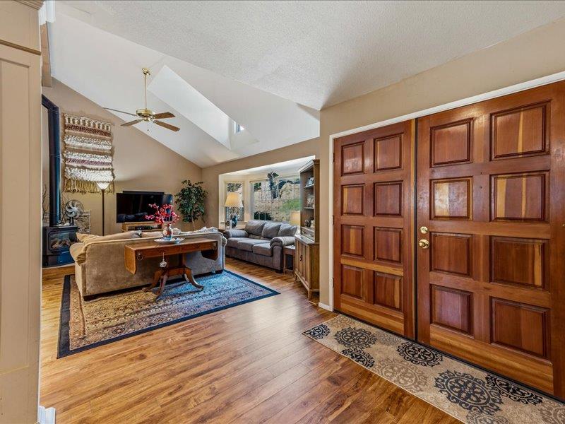 15444 Nancy Way Grass Valley, CA 95949 - Photo 5 of 52