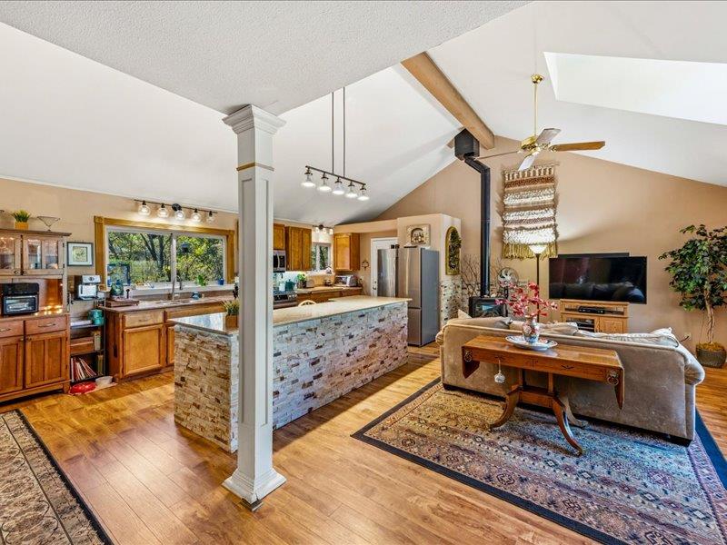 15444 Nancy Way Grass Valley, CA 95949 - Photo 6 of 52
