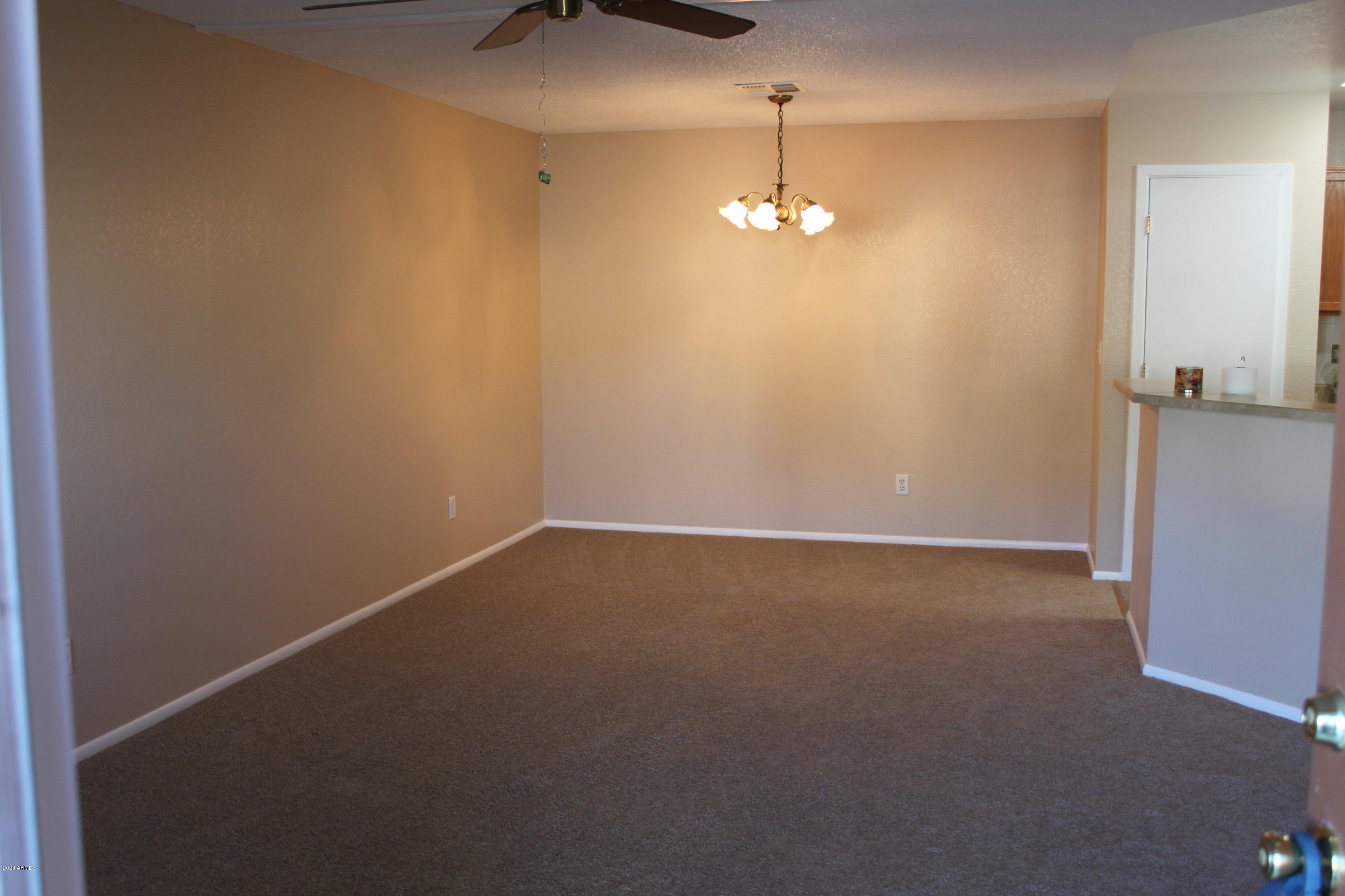 14300 West Bell Road, Unit 475 Surprise, AZ 85374 - Photo 5 of 16 Dining Area