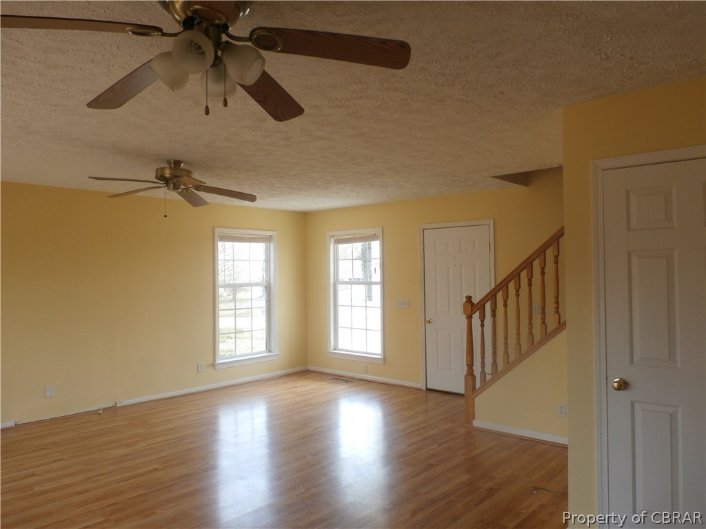 76 Fleeton Point Circle Reedville, VA 22539 - Photo 2 of 21