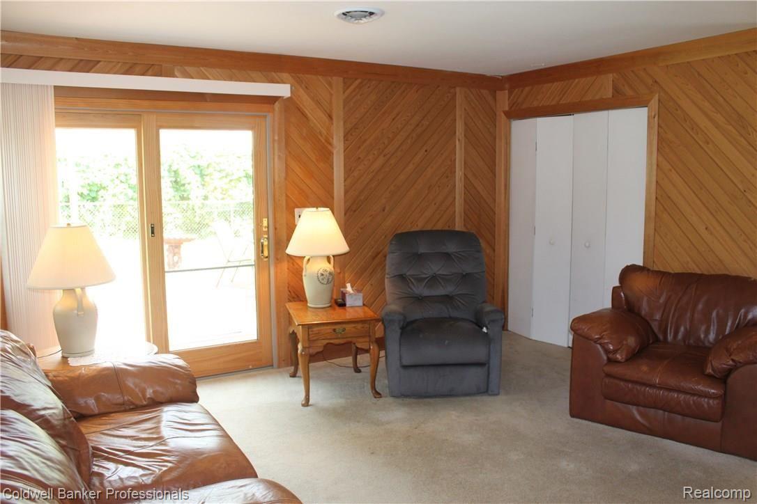 3886 Minton Road Lake Orion, MI 48359 - Photo 12 of 28 IMG_0154.JPG