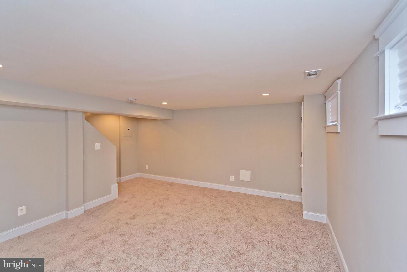 31 53rd Place Southeast Washington, DC 20019 - Photo 24 of 30 Basement