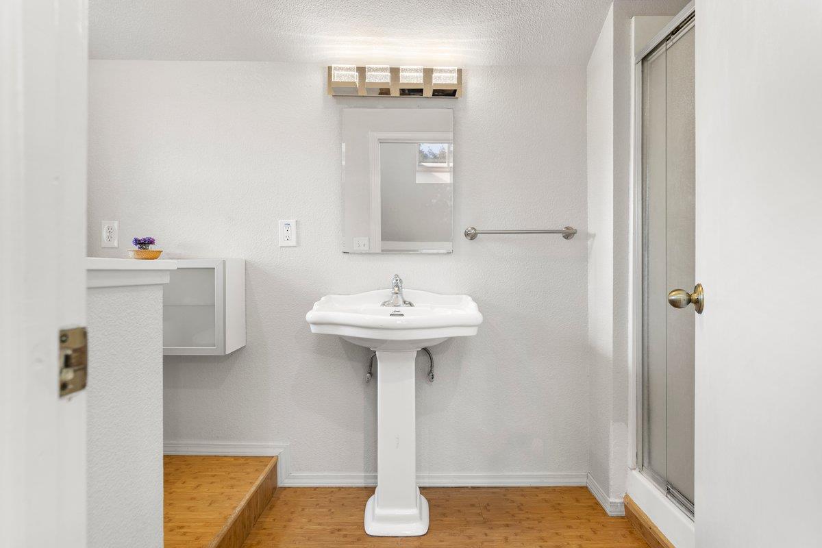 9930 Calvine Road Sacramento, CA 95829 - Photo 30 of 85 In-Law-Quarters 3 - Walk-In Shower and Pedestal Sink