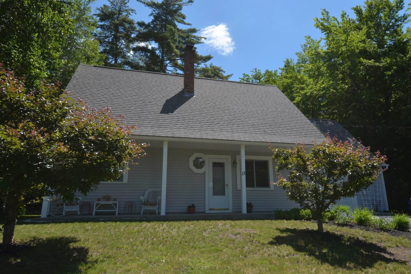 11 Knoll Road Wolfeboro, NH 03894 - Photo 1 of 14 Gallery Image 1
