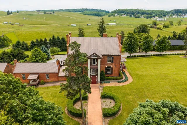 $2,900,000 | 325 B Factory Outlet Drive, Max Meadows, VA 24360