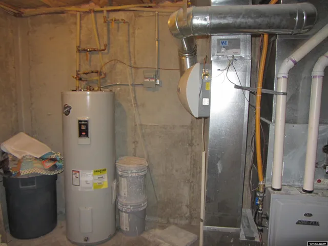 $420,000 | 928 Meadowlark Drive, Douglas, WY 82633