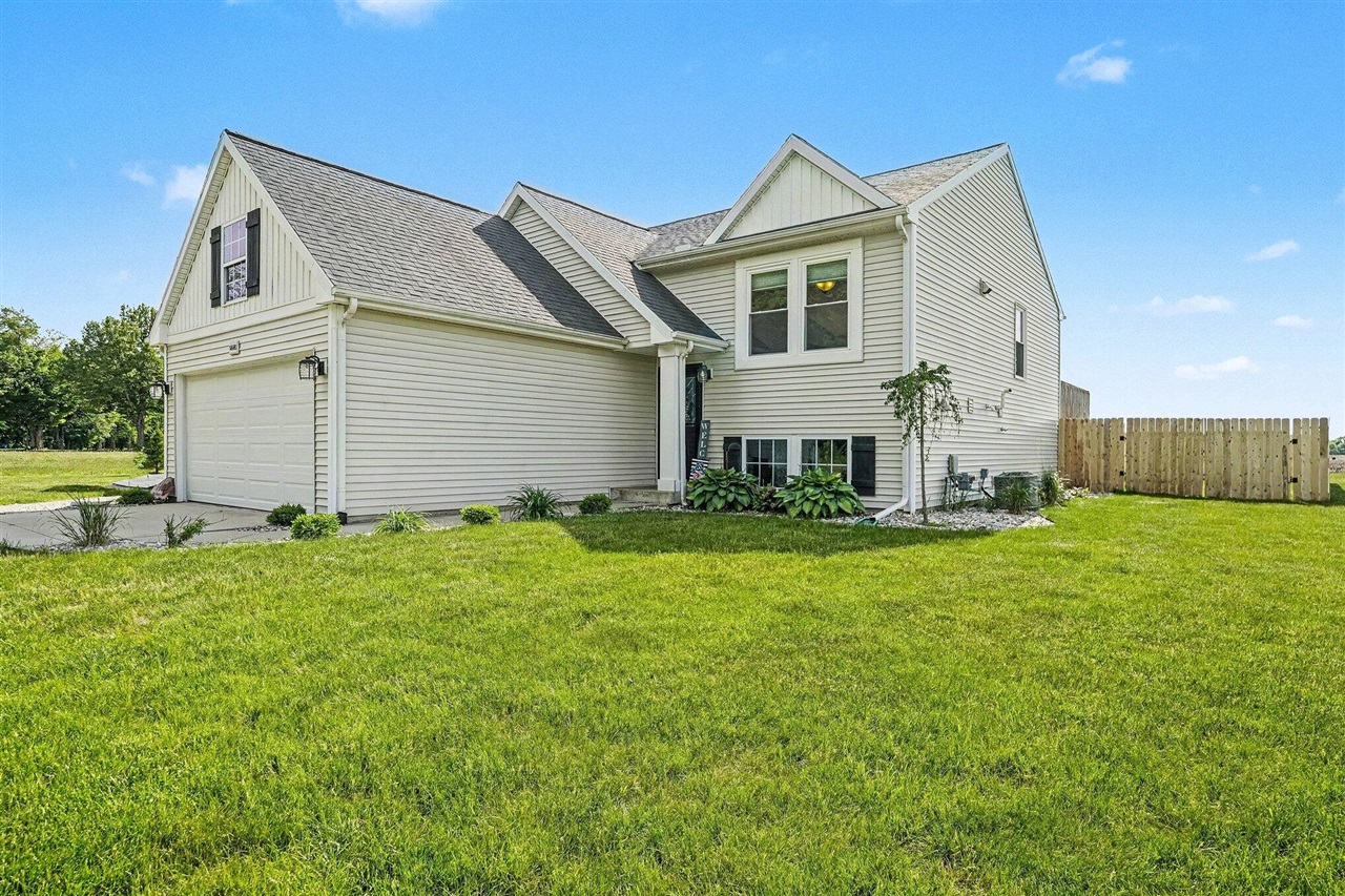 14680 Portage Road Vicksburg, MI 49097 - Photo 4 of 35