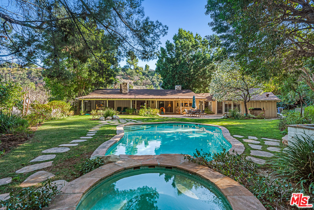 4205 Valley Meadow Road Encino, CA 91436 - Photo 1 of 41