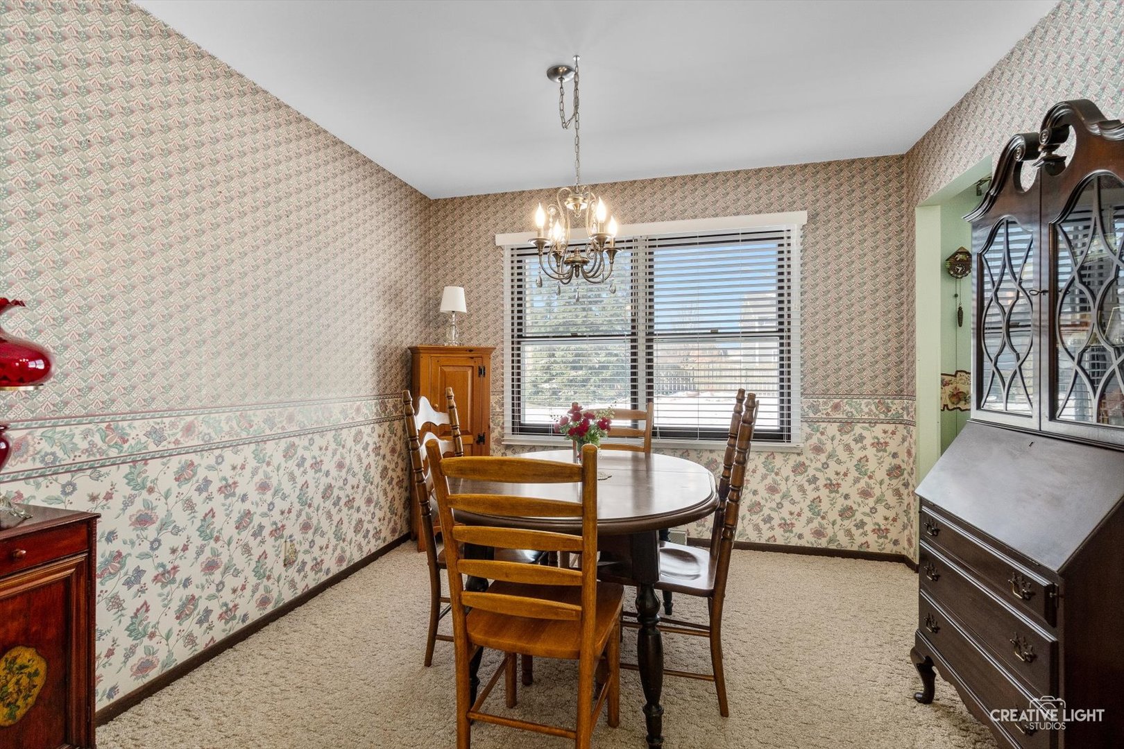 601 North View Street Hinckley, IL 60520 - Photo 6 of 18 a dining room with furniture and window