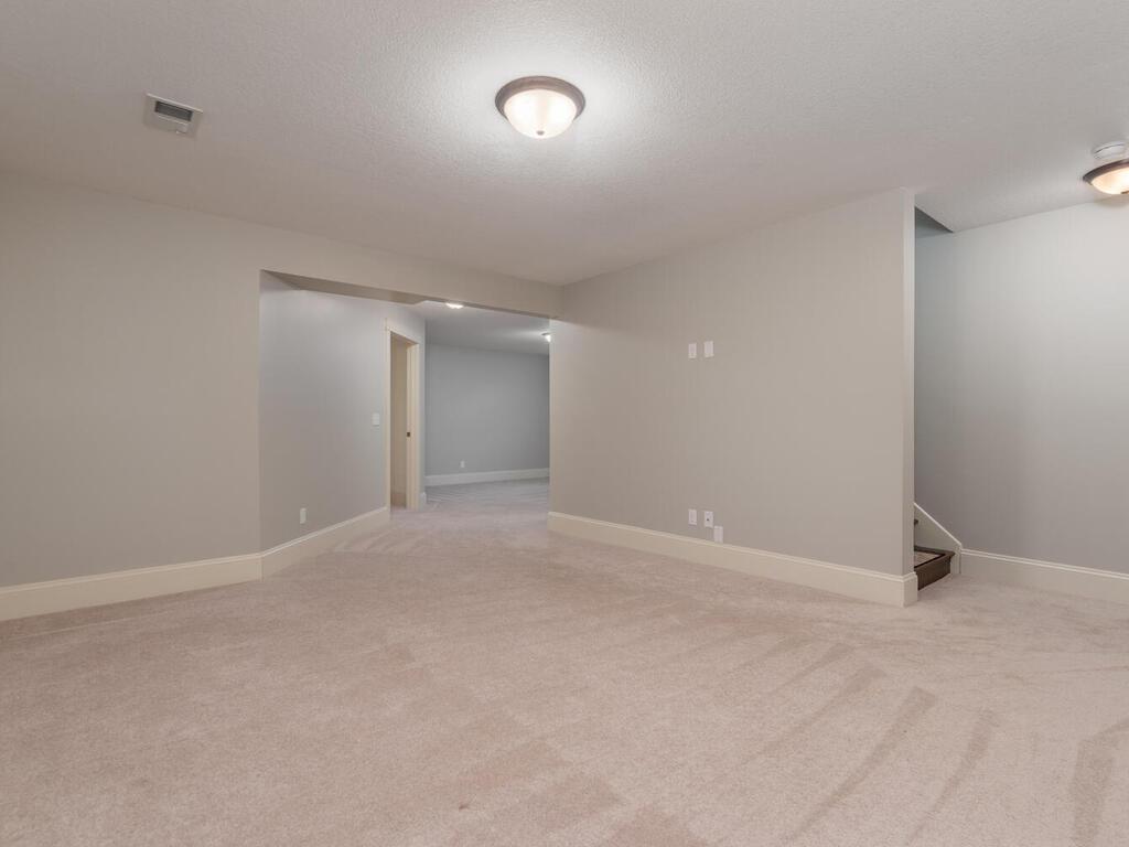 7991 Autumn Ridge Way Chanhassen, MN 55317 - Photo 18 of 25 Gallery Image 18