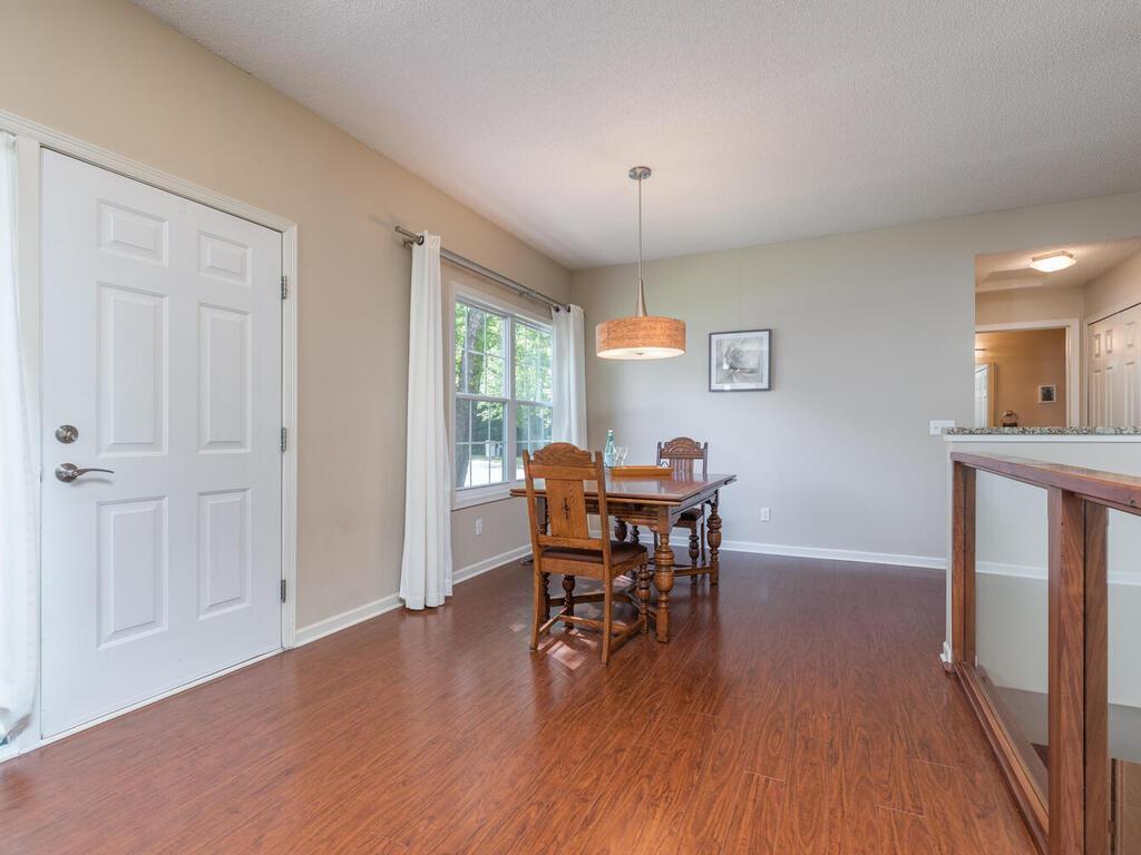 7991 Autumn Ridge Way Chanhassen, MN 55317 - Photo 7 of 25 Gallery Image 7