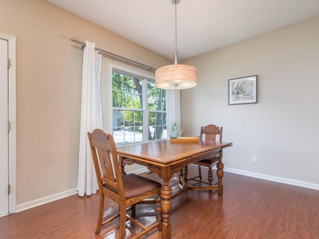 7991 Autumn Ridge Way Chanhassen, MN 55317 - Photo 8 of 25 Gallery Image 8