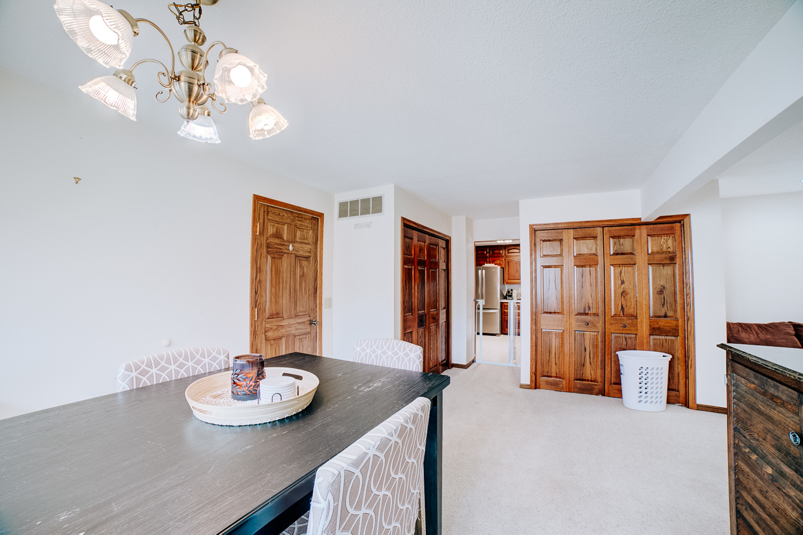 905 South 4th Street Watseka, IL 60970 - Photo 16 of 29 a living room with furniture and wooden floor