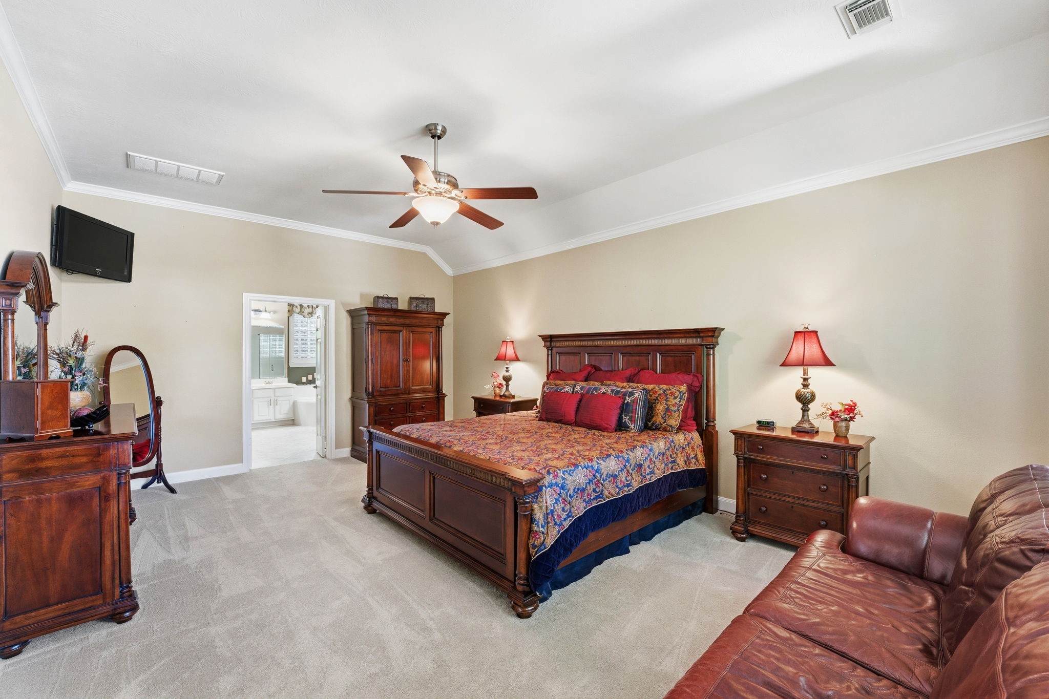 99 Bagpipe Way Conroe, TX 77384 - Photo 12 of 40