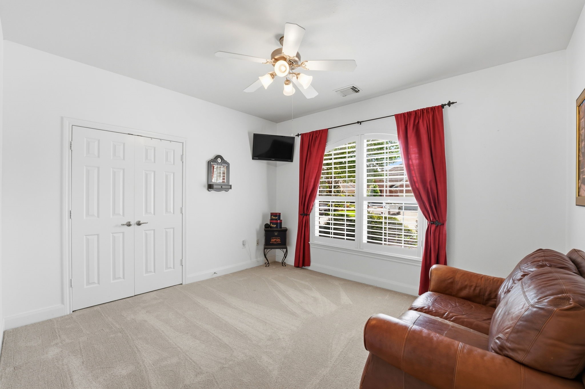 99 Bagpipe Way Conroe, TX 77384 - Photo 21 of 40