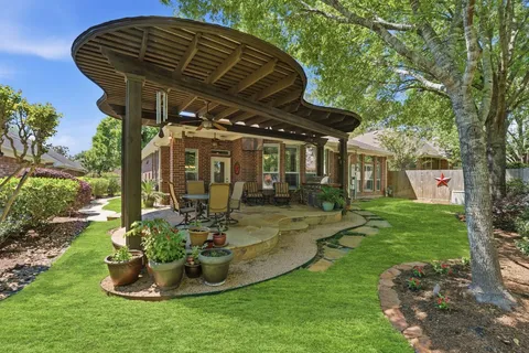 $474,000 | 99 Bagpipe Way, Conroe, TX 77384