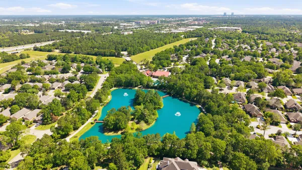 $474,000 | 99 Bagpipe Way, Conroe, TX 77384