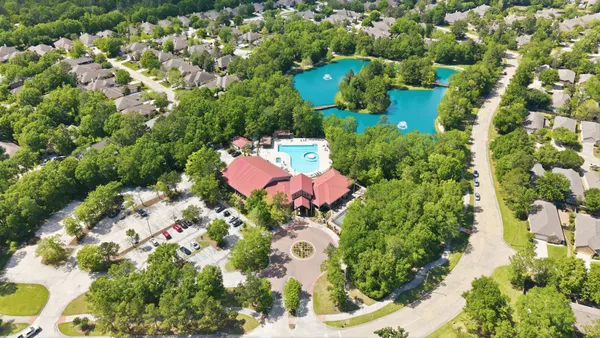 $474,000 | 99 Bagpipe Way, Conroe, TX 77384