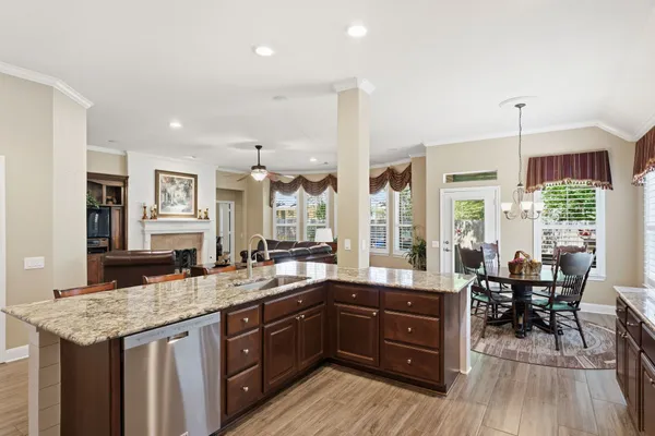 $474,000 | 99 Bagpipe Way, Conroe, TX 77384